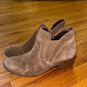 Me Too Ankle Booties SIZE 8